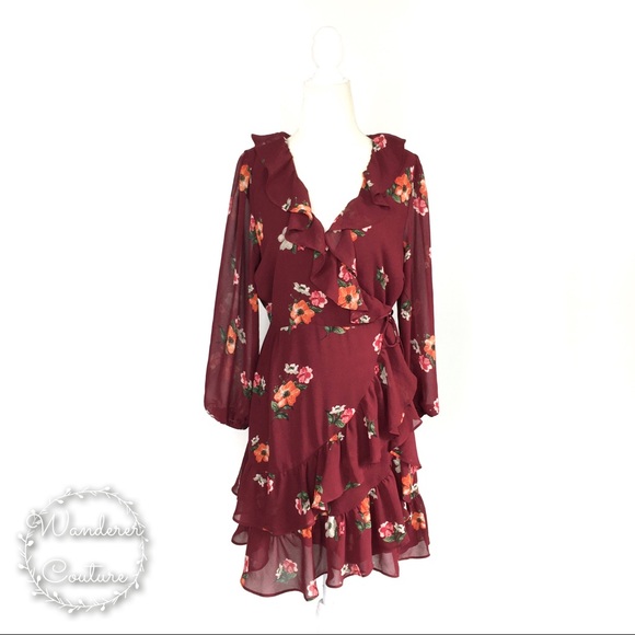 Astr Dresses & Skirts - ASTR THE LABEL Floral Long Sleeve Wrap Dress